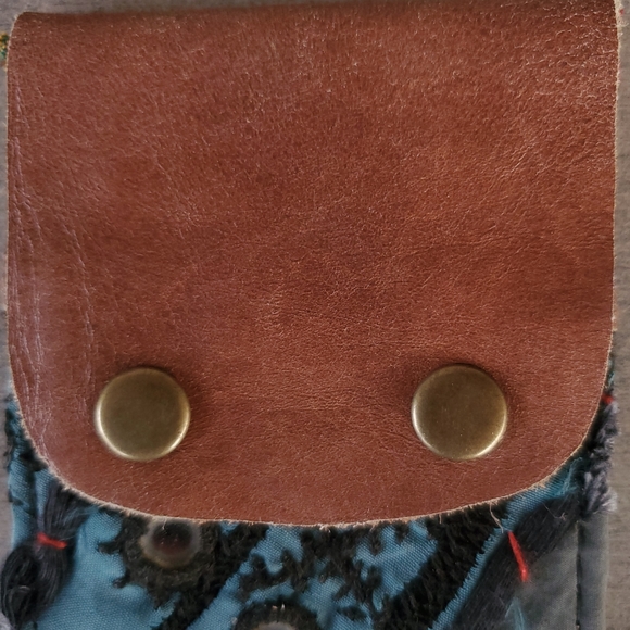 🐨 Free People Boho Embroidered Repurposed vtg banjara hippie Wallet card case - Picture 10 of 11